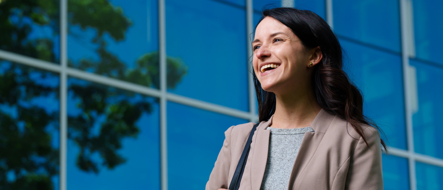 SBA-26230_MS-Finance_1440x620_LandingPG-3 (1).jpg a student outside