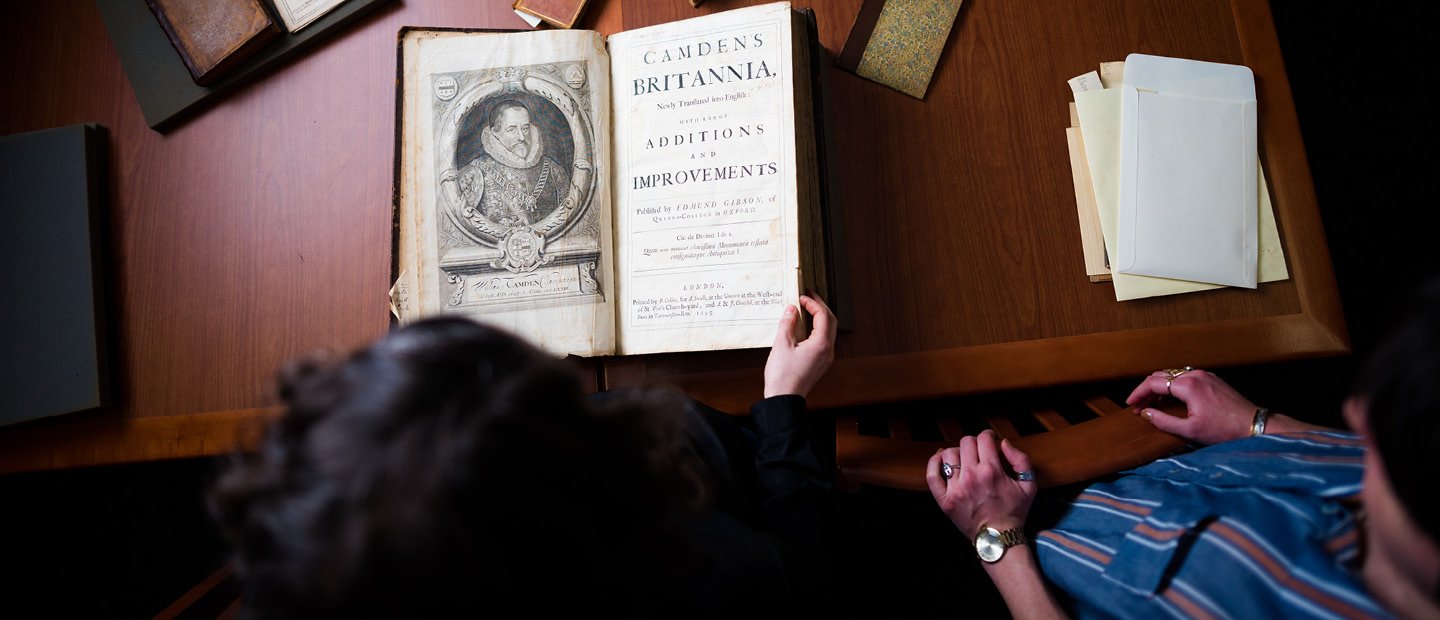 English - Department Awards and Contests Page Banner