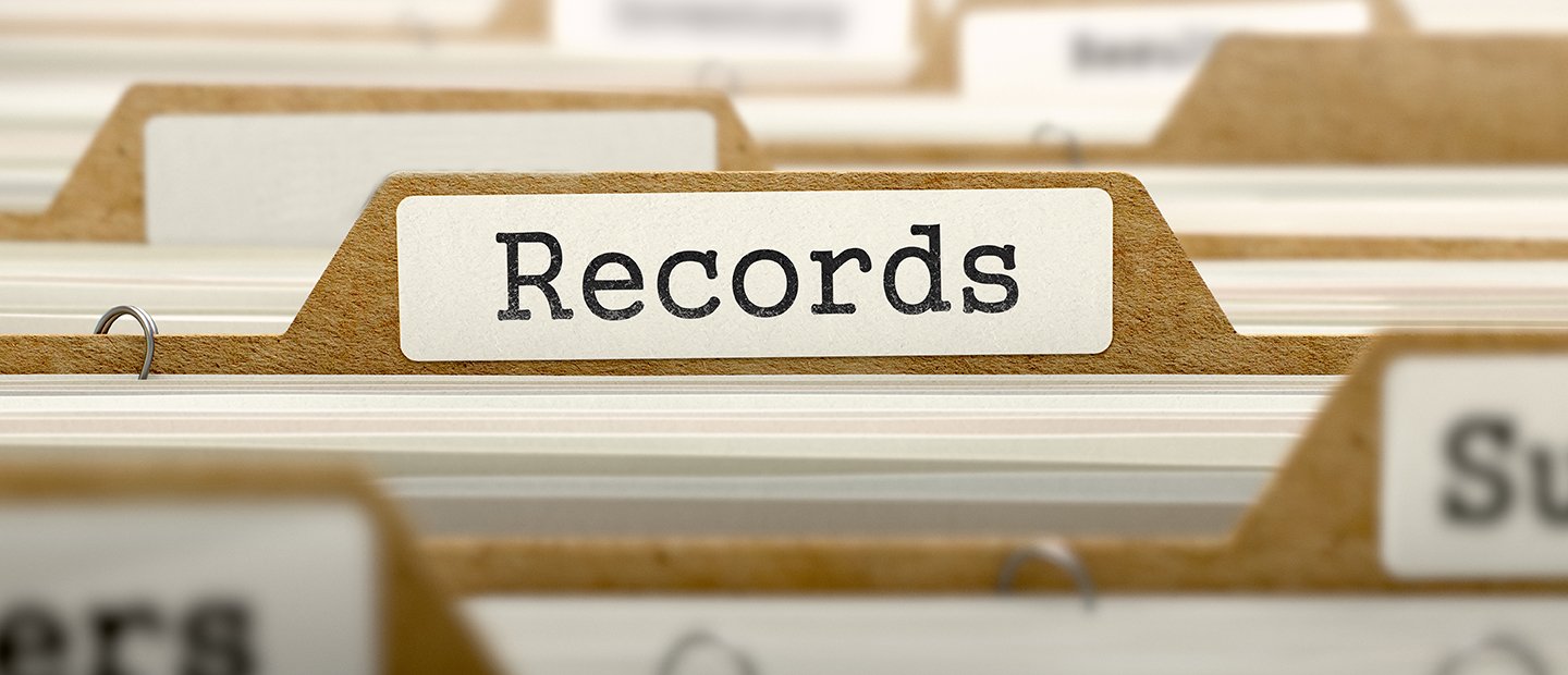 Records Banner files with one labelled records