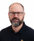 Headshot of Chris Bernardo